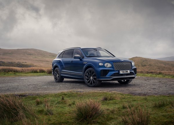 BENTLEY BENTAYGA EWB MULLINER (2024г.)