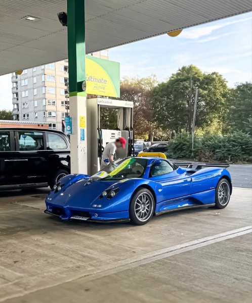 PAGANI ZONDA C12 (2000г.)