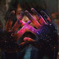 galaxy-glitter-hands-nebula-photography-Favim com-231198.gif