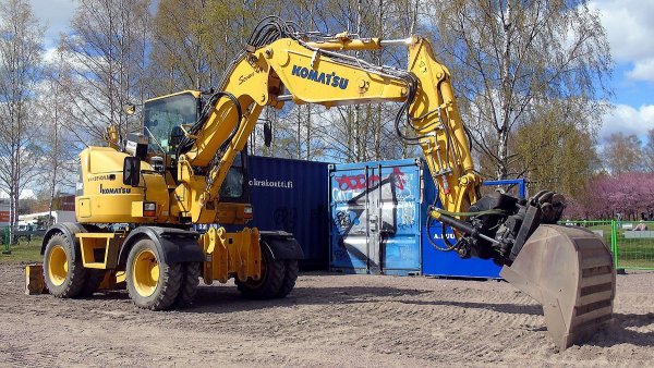 KOMATSU PW98MR