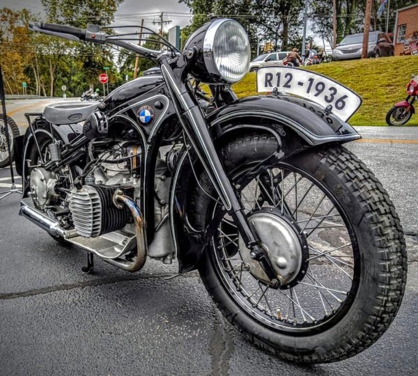 BMW R12 (1936г.)