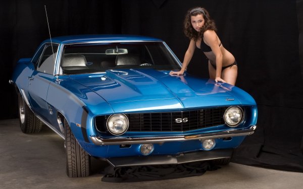 Girl-Auto 22678