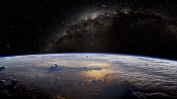milky-hd-planet-earth