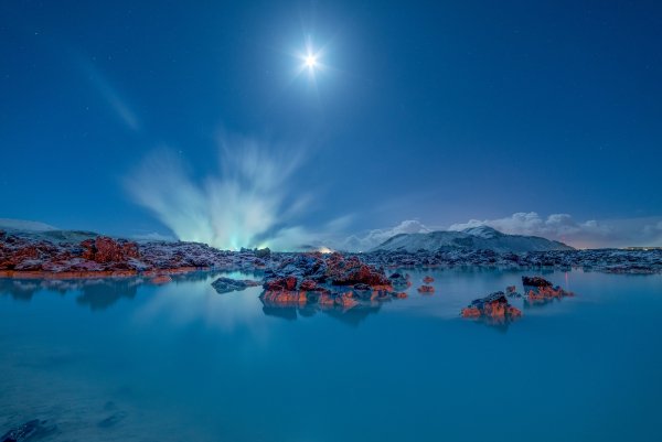 blue-lagoon-grindavik-iceland