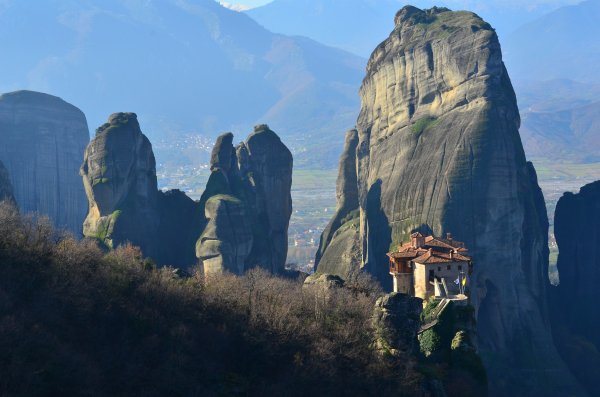 Gretsiia-priroda-peizazh-skaly-meteory-meteora-monastyr