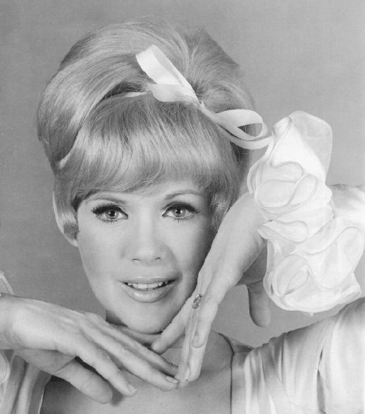Connie Stevens - Spring Is Here