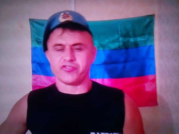 упырь ряженый!!!)))