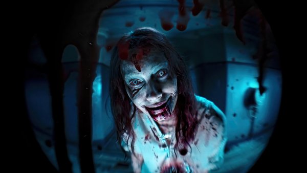 Evil-dead-rise-horror-movie-4k-wallpaper