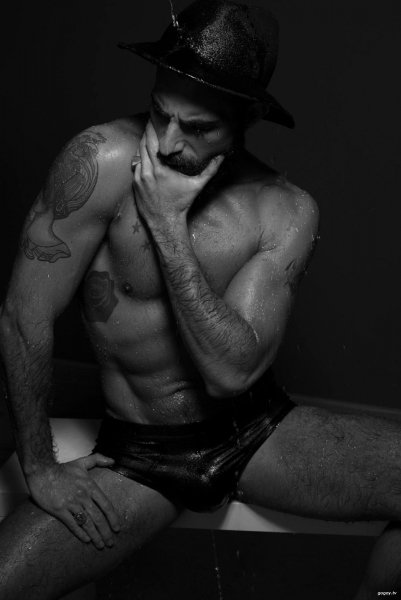 jonathan-mas-homotography-carlos-me