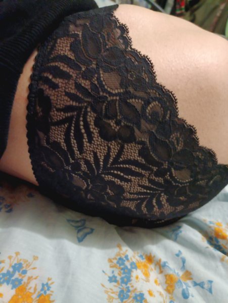 picture_379393878