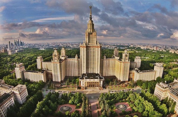 МГУ (Россия г. Москва)