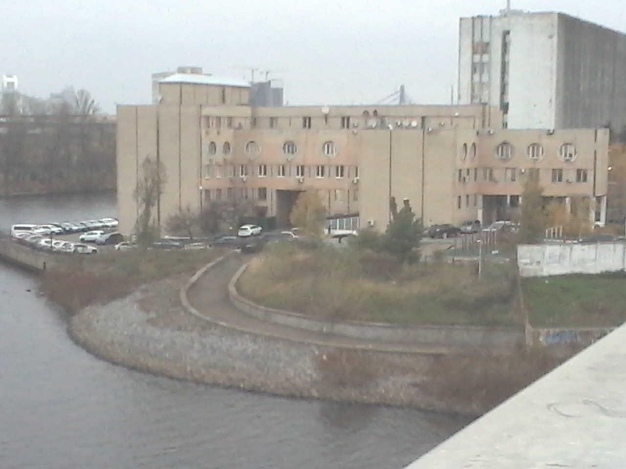file_83453602