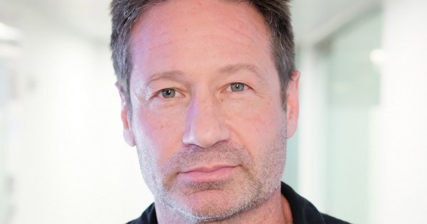 David-duchovny-kb-main-210827
