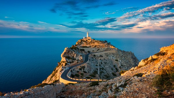 SpainLighthouse ROW0931685772 UHD