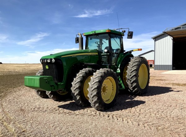 JOHN DEERE 8320