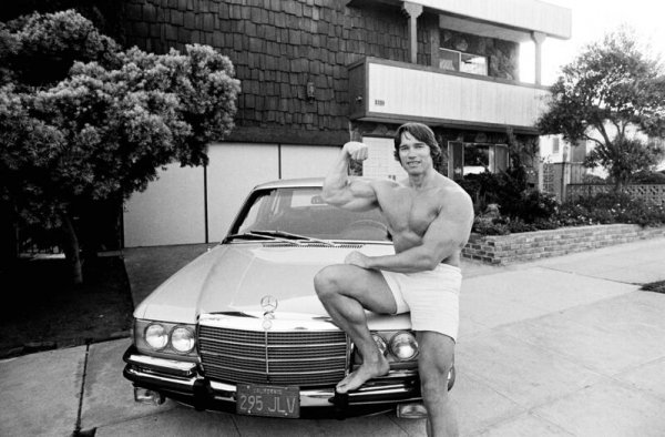 Arnold-Schwarzenegger-2
