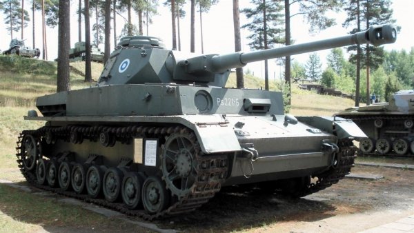 Panzer IV Ausf J