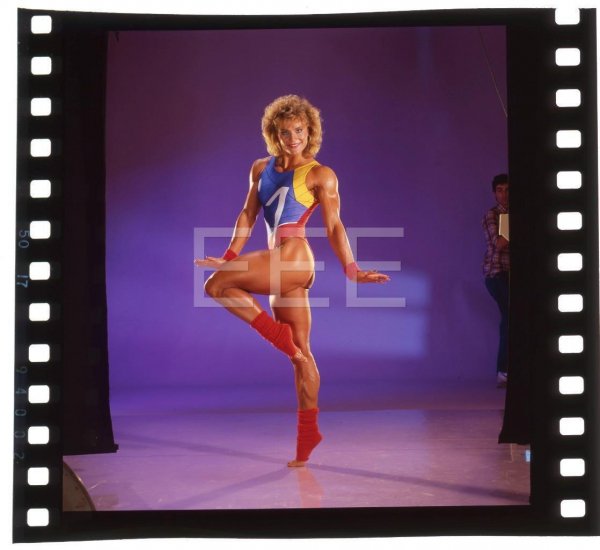 Corinna-Cory-Everson-Bodybuilder-Model-Harry-Langdon-Trans