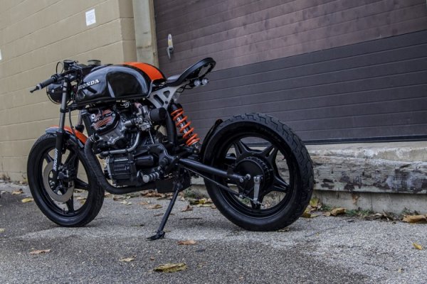 Custom 6