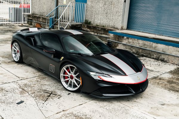 Ferrari-sf90-black-sportcar