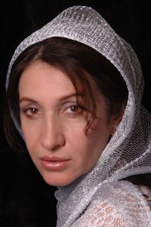 Лиза Умарова - А в Чечне идёт война...