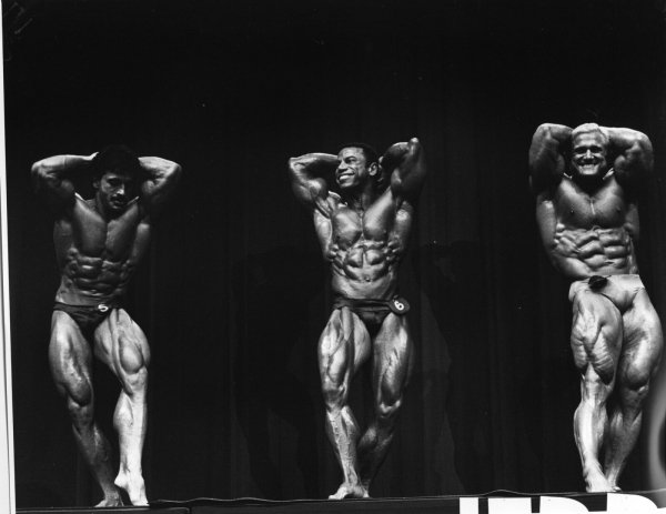 Mr-Olympia-Vintage-Original-Hand-Made-BW-8X10 3