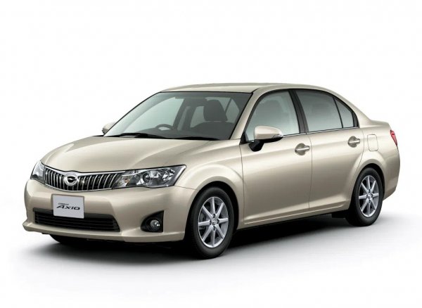 TOYOTA COROLLA AXIO 1.5 LUXEL (2012г.)