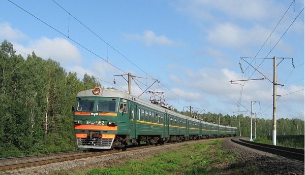 ER9M-562