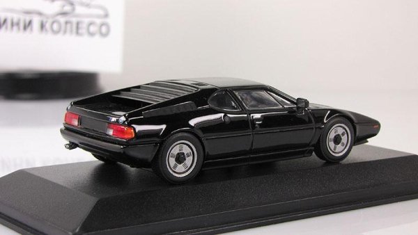 NFS МW BMW M1