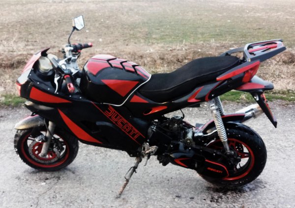 Скутер peda hornet