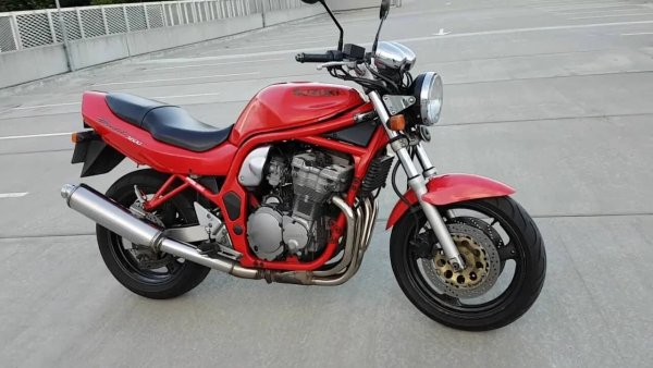 SUZUKI GSF 600N BANDIT (1997г.)