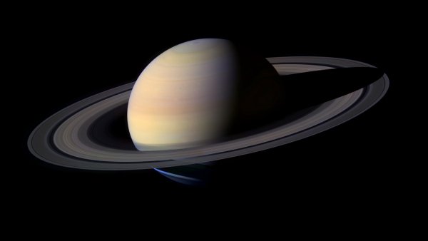 saturn-planeta-koltsa-solnechnaia-sistema
