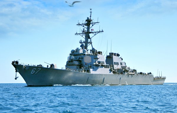 IMG USS Cole DDG-67 viter59