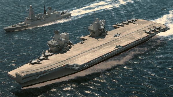 IMG HMS Defender HMS Queen Elizabeth viter59