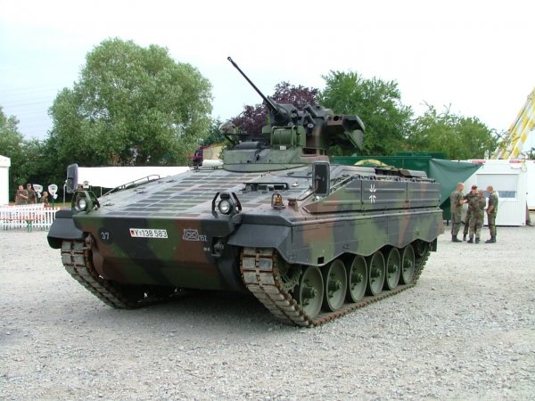 SPZ Marder in Heppenheim 2004