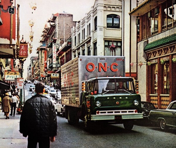 Ford C-6000 Delivery Truck (1965)