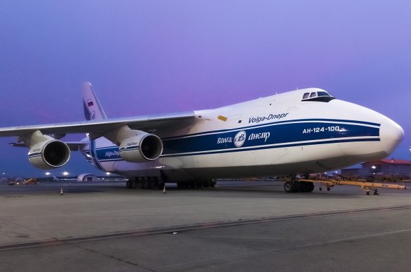 АН-124-100 "РУСЛАН"