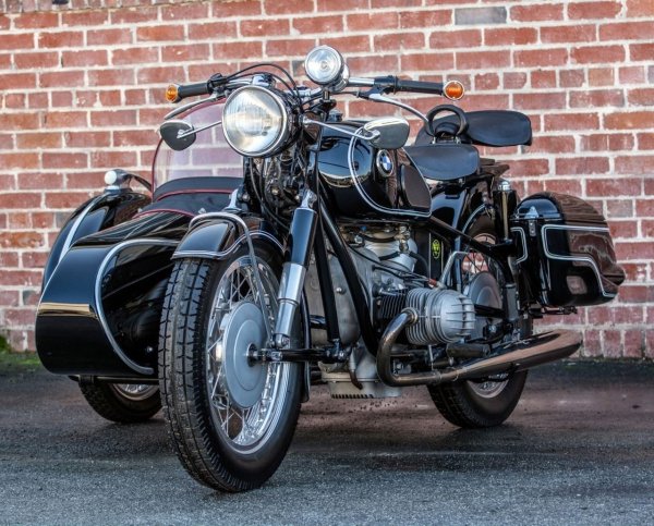BMW R60.2 AND STEIB LS200 SIDECAR (1966г.)