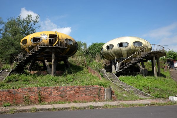 Futuro Village, Wanli 17