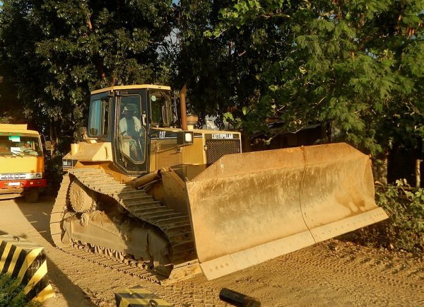 CATERPILLAR D6M