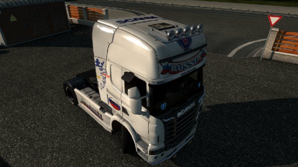russia-white-skin-for-the-truck-scania