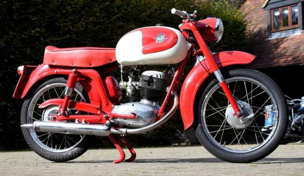 MV AGUSTA 125 TRA CENTOMILA (1960г.)