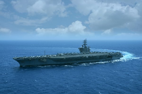 IMG viter59 USS Dwight D. Eisenhower