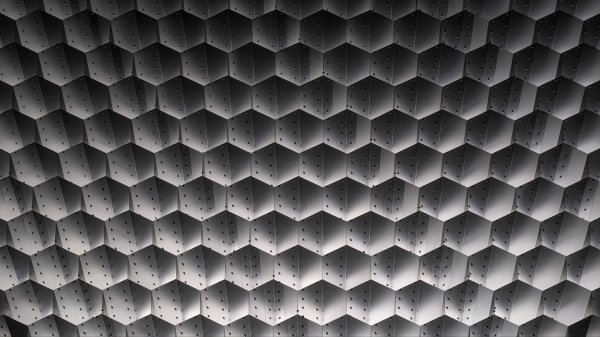 file_100723359