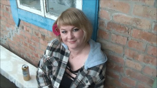 Альбина показала киску