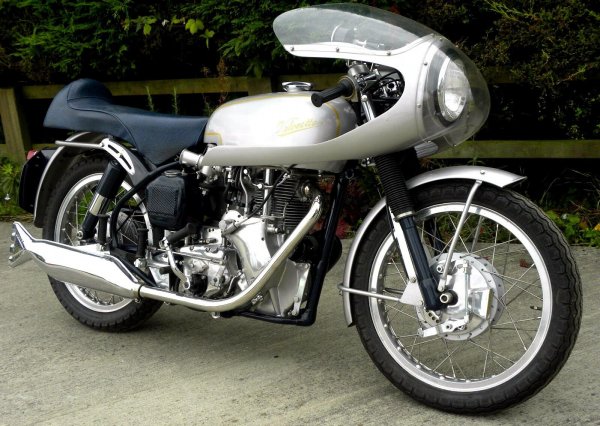 VELOCETTE THRUXTON 499CC (1967г.)
