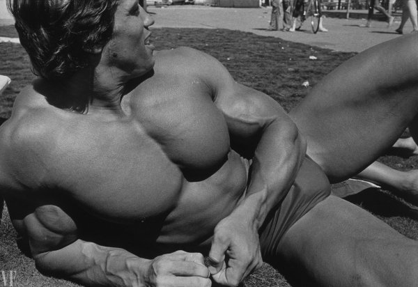 Arnold-schwarzenegger-pumping-iron-ss02