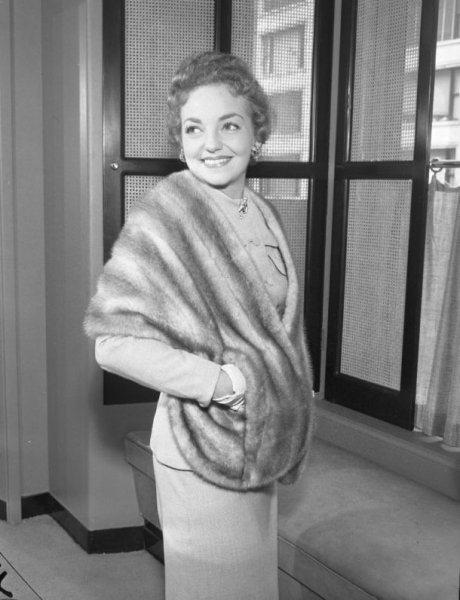 June Valli - A Kiss Like Yours