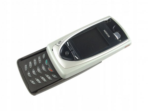 NOKIA-7650-NHL-2NA-SILVER