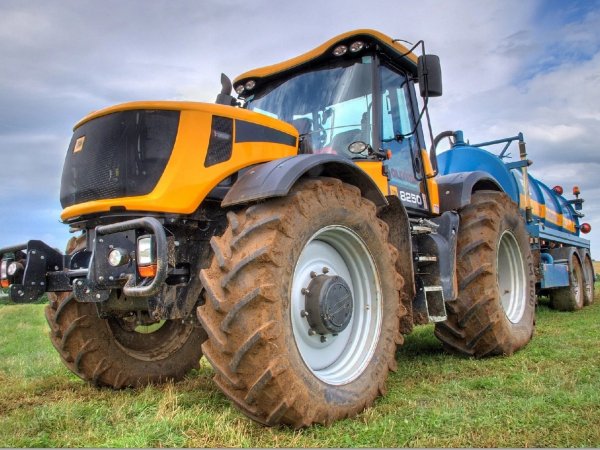 JCB FASTRAC 8250